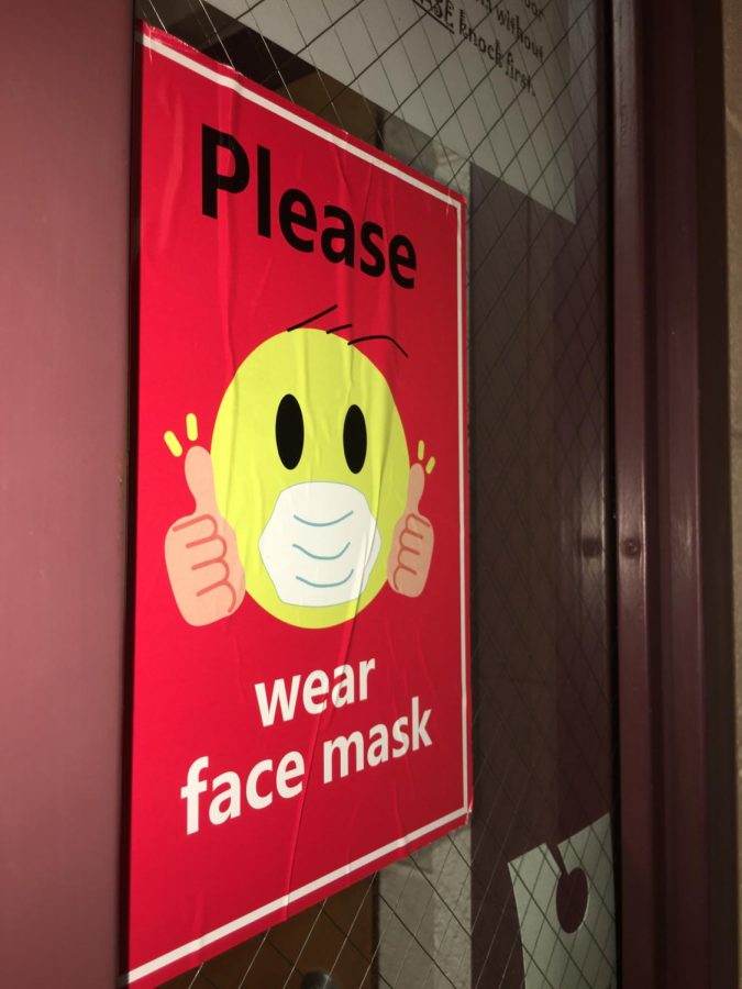 Teacher keeps mask sign up throughout 2021 school year. 